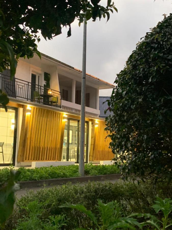 Hotel Le Petit Randonneur Силаос Екстериор снимка